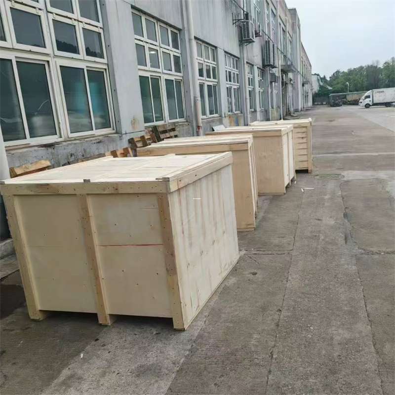 江都区尼勒克县：物流专线的高效货运之旅